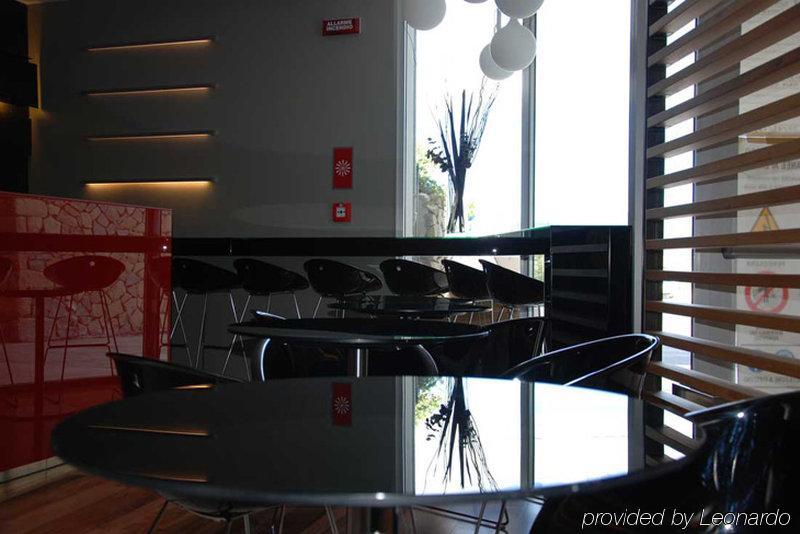 Sea Art Hotel Vado Ligure Extérieur photo