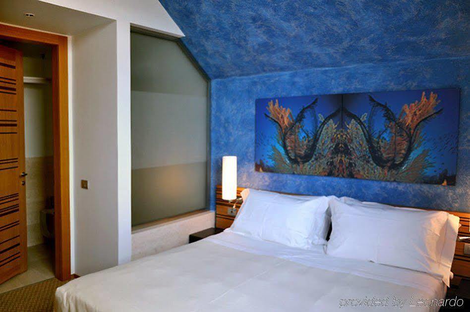 Sea Art Hotel Vado Ligure Extérieur photo
