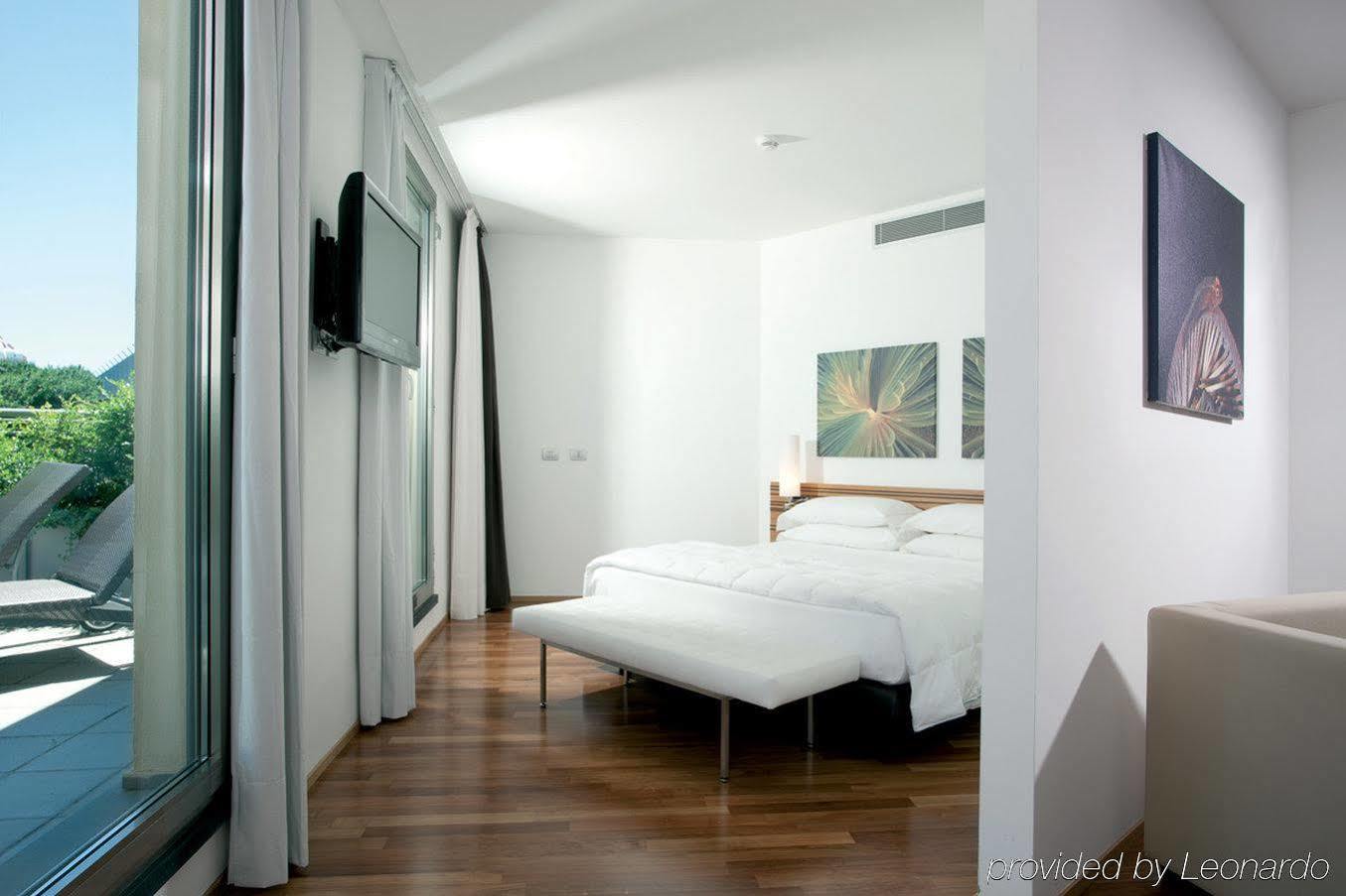 Sea Art Hotel Vado Ligure Extérieur photo